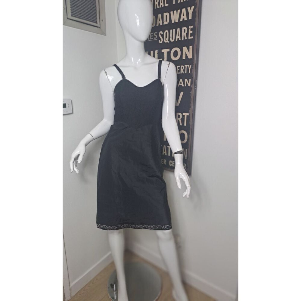 BARBIZON Full Slip Dress Black Vintage Taffeta Lace  Saucy Tafredda ‎ Zip Size 9